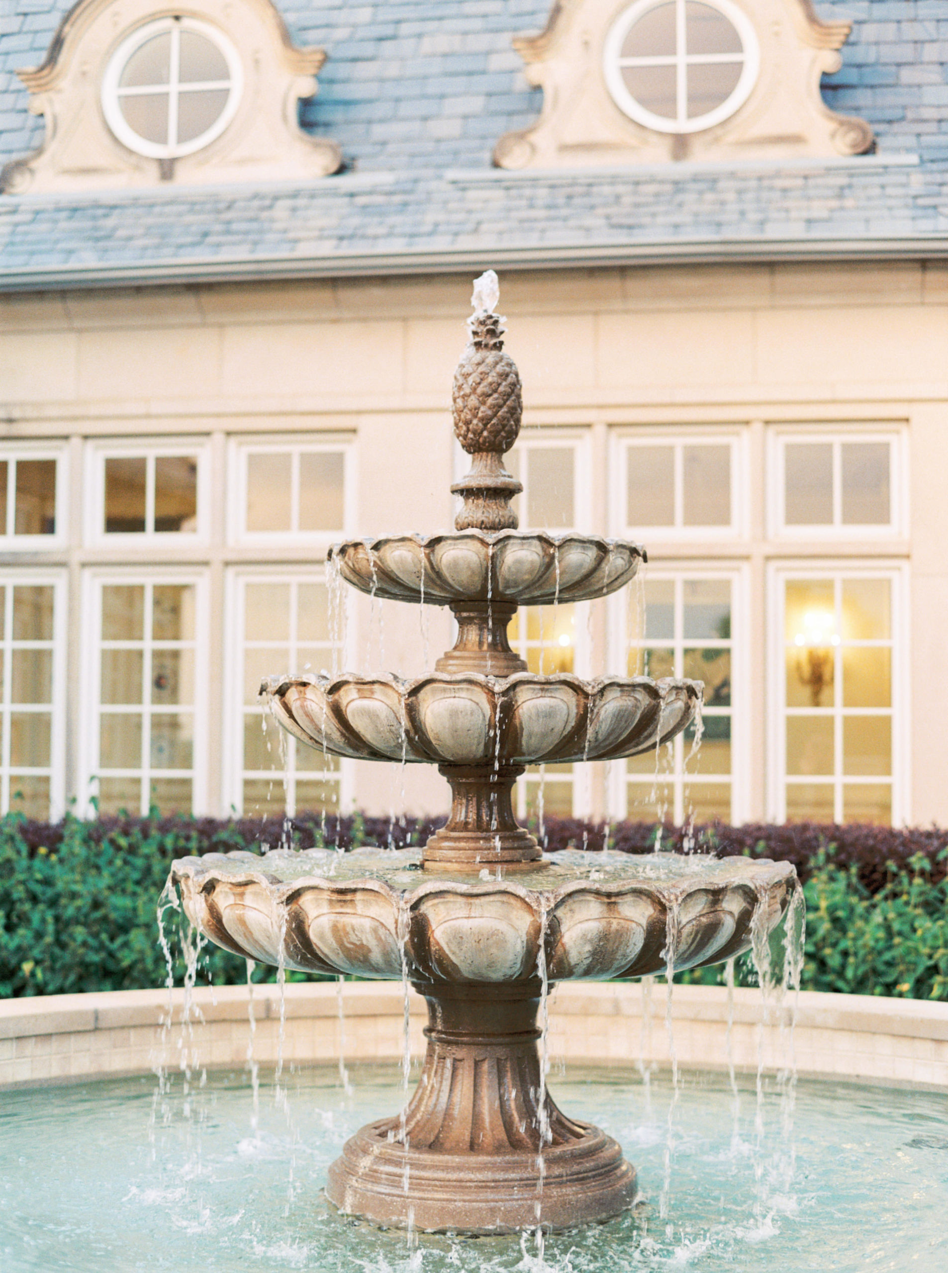 The stunning fountain outside the Rosewood Mansion on Turtle Creek